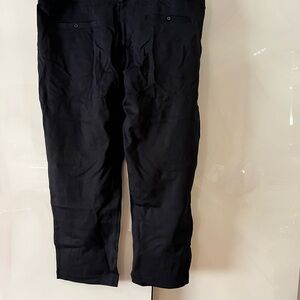 Black womens capri pant